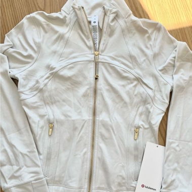 Lululemon jacket weiss