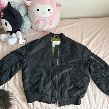 Giubbotto bomber nero Bershka