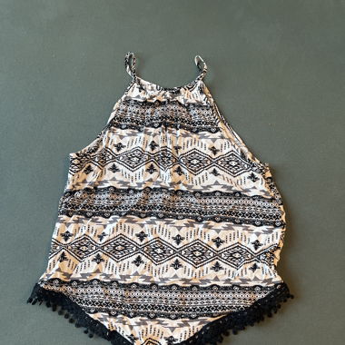 Black/white summer top