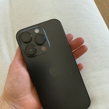 iPhone 14 Pro 128GB black and Case