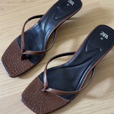 ZARA Sandals Size 40