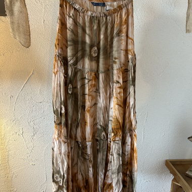 Zara Woman Maxi Skirt Batik Pattern