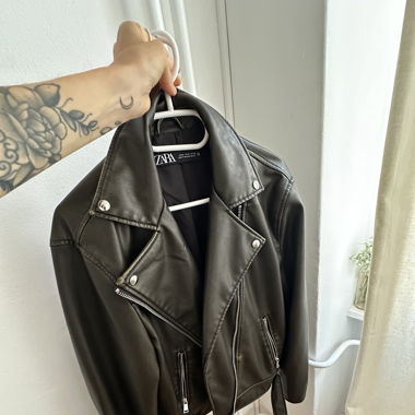 leather (synthetic) jacket never worn