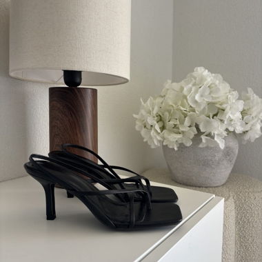 Sandales à talon noires taille 39