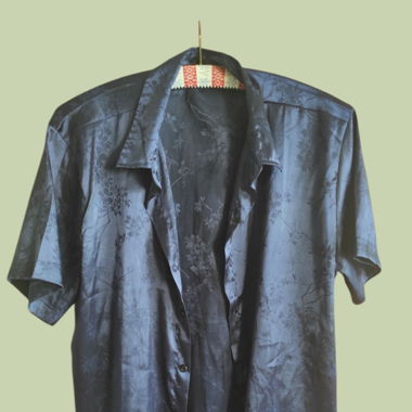 Blaues Hemd