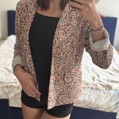 Veste blazer fleurie Polin et moi