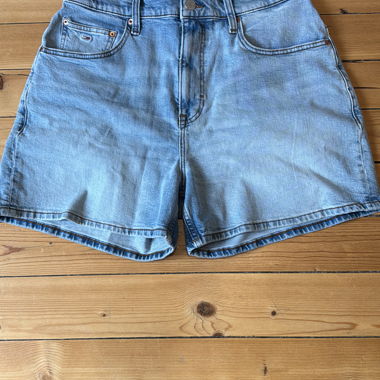 Tommy Jeans Mom Shorts