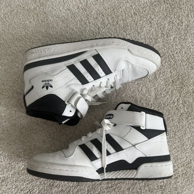 ADDIDAS Schuhe 