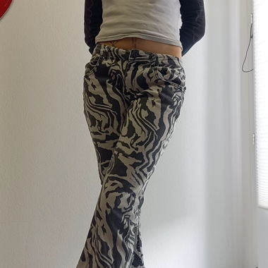 Zebra flared pants