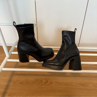 Ankle boots - black