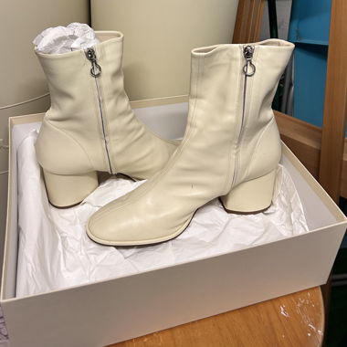 Aeyde white leather ankle boots, size 41