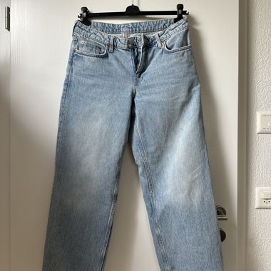 Weekday Ample Low Loose Jeans