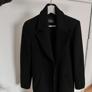 ZARA Mantel
