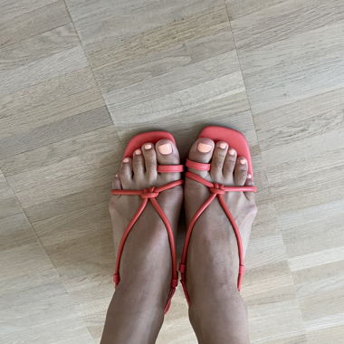 Matt&nat vegan coral heels 36