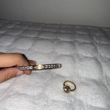 GUESS Jewelry Set