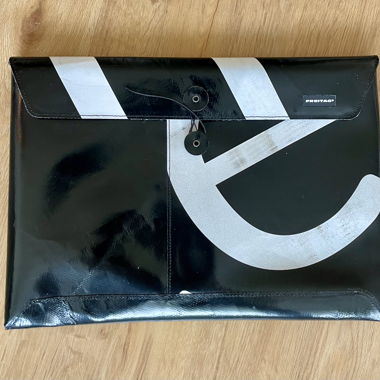 Freitag Laptop Cover black-and-white