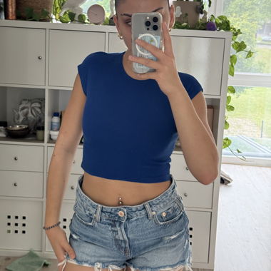 Top court bleu
