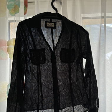 Black See-trough blouse🌊