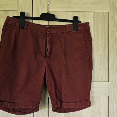Short Bordeau 32