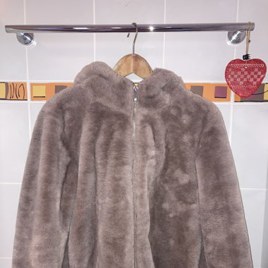 veste d’hiver en fausse fourrure
