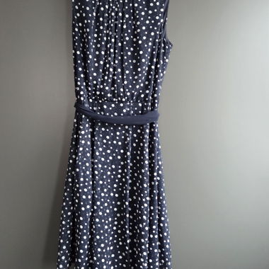 Gepunketes Kleid von Esprit