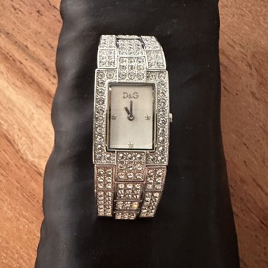 D&G Damenuhr Strass