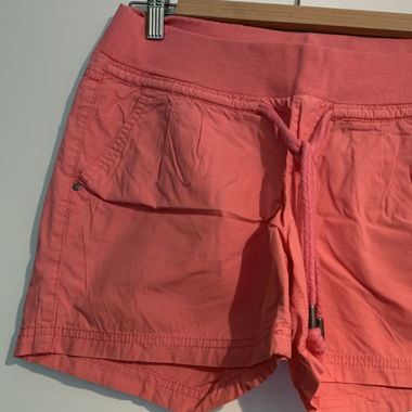 kurze Stoffhose