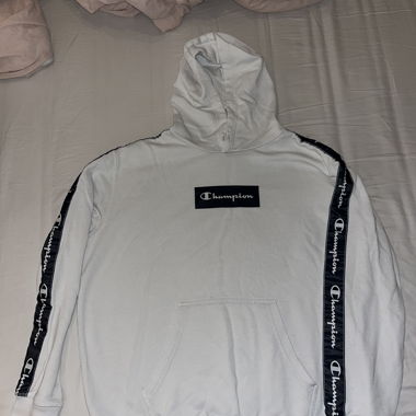 Champion pullover