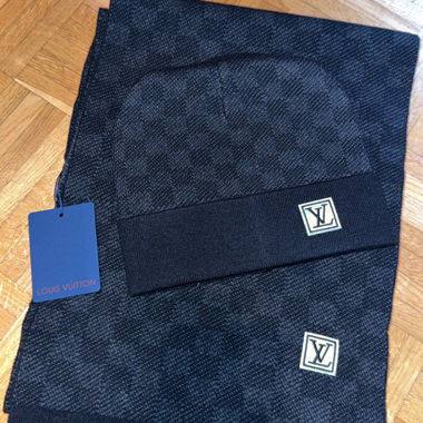 Louis Vuitton Scarf