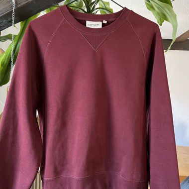 Carhartt WIP burgundy crewneck sweatshirt