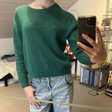 green sweater 