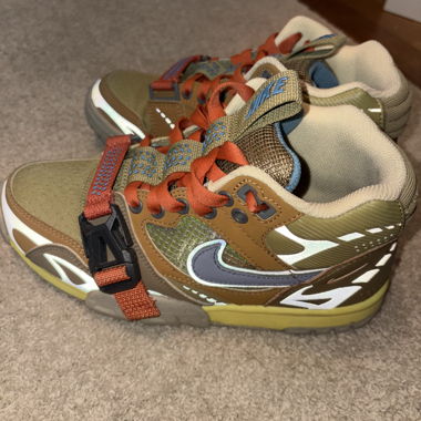 Nike air trainer 1