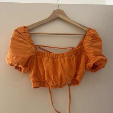 Top Bershka orange taille S