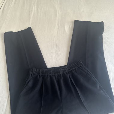 Schwarze Hose mit elastischem Bund Zebra M