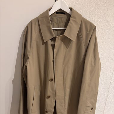 Uniqlo Mantel