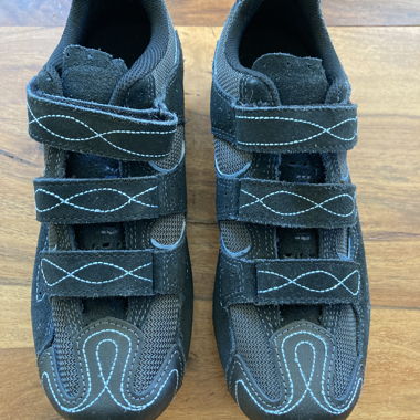 Scarpe da bici nero e blu