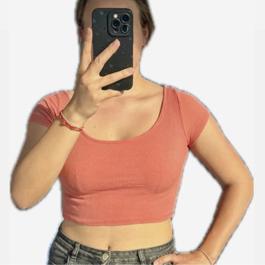 Lachsfarbener Crop-Top mit X-förmigem Rücken