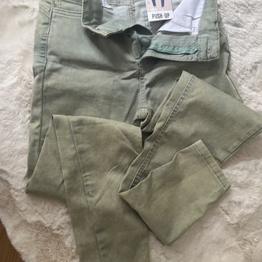 Nouveaux jeans skinny push-up Calzedonia