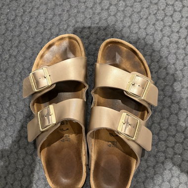 Birkenstock-Sandalen mit doppeltem Riemen