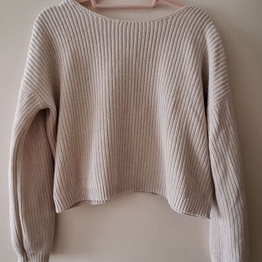 Beiger Kurzpullover mit Spitze von ONLY