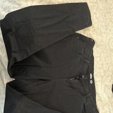 Black old navy jeans 
