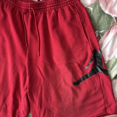 Pantaloncini Jordan rossi