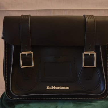 Sac bandoulière Dr. Martens noir en cuir