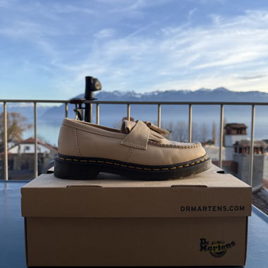Mocassini Dr. Martens beige