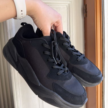 Sneakers nere taglia 39