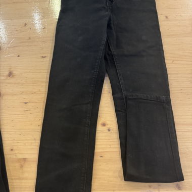 black skinny jeans