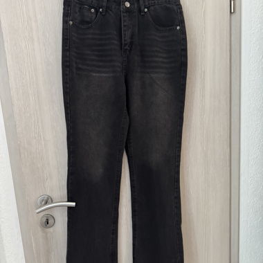 Jeans neri a vita alta
