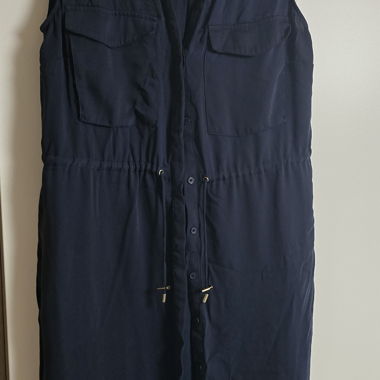 Abito gilet blu scuro con tasche