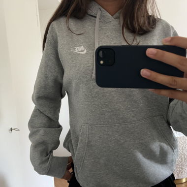 Felpa con cappuccio Nike grigia