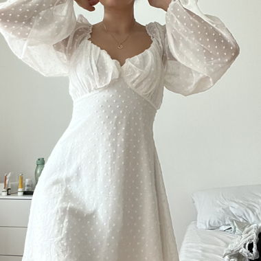 White long sleeve dress